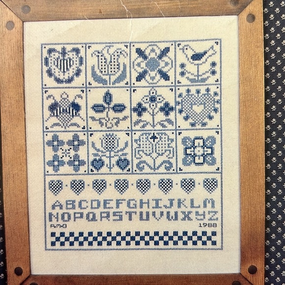 Count Cross Stitch Sampler Book - Vintage - Picture 5 of 9
